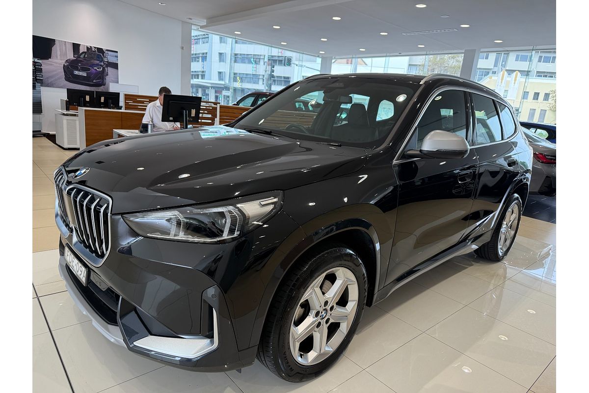2023 BMW X1 sDrive18i U11