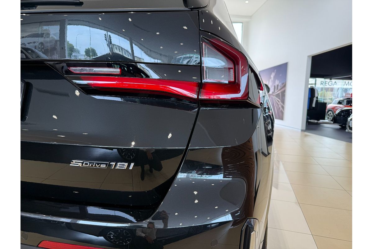2023 BMW X1 sDrive18i U11