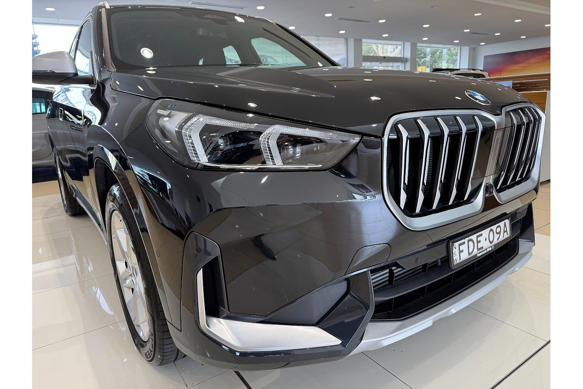 2023 BMW X1 sDrive18i U11