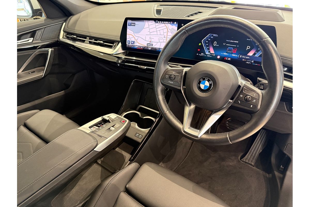 2023 BMW X1 sDrive18i U11
