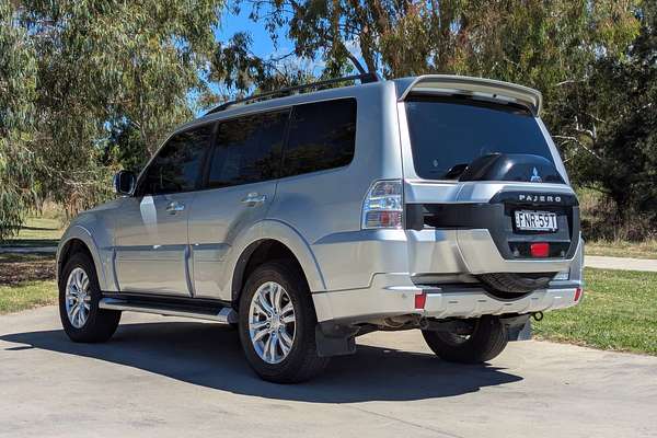 2019 Mitsubishi Pajero GLS NX