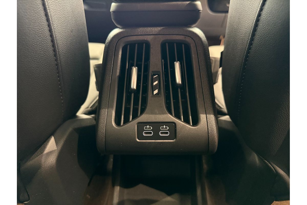 2023 BMW X1 sDrive18i U11