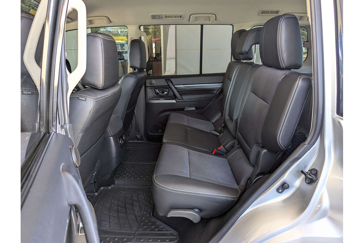 2019 Mitsubishi Pajero GLS NX