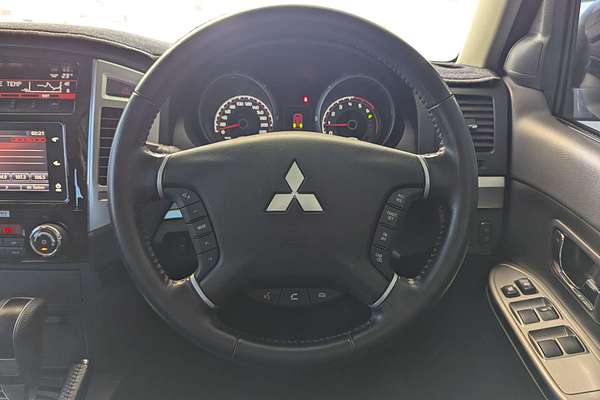 2019 Mitsubishi Pajero GLS NX