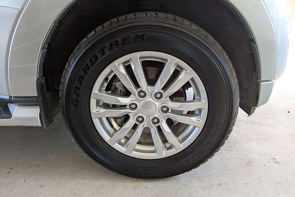 2019 Mitsubishi Pajero GLS NX