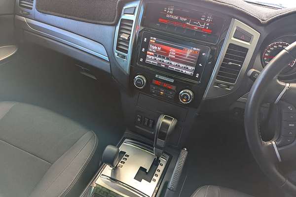 2019 Mitsubishi Pajero GLS NX