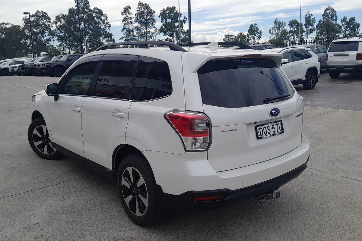 2017 Subaru FORESTER 2.5i-L S4