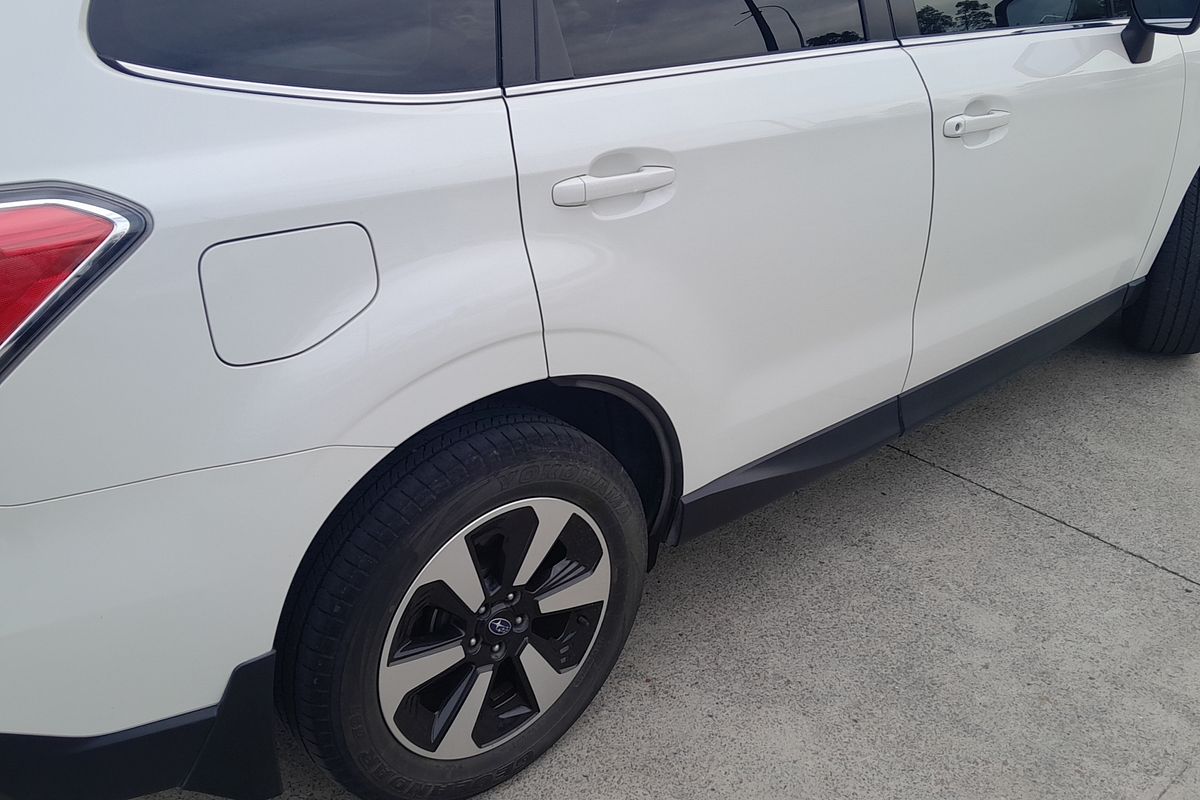2017 Subaru FORESTER 2.5i-L S4