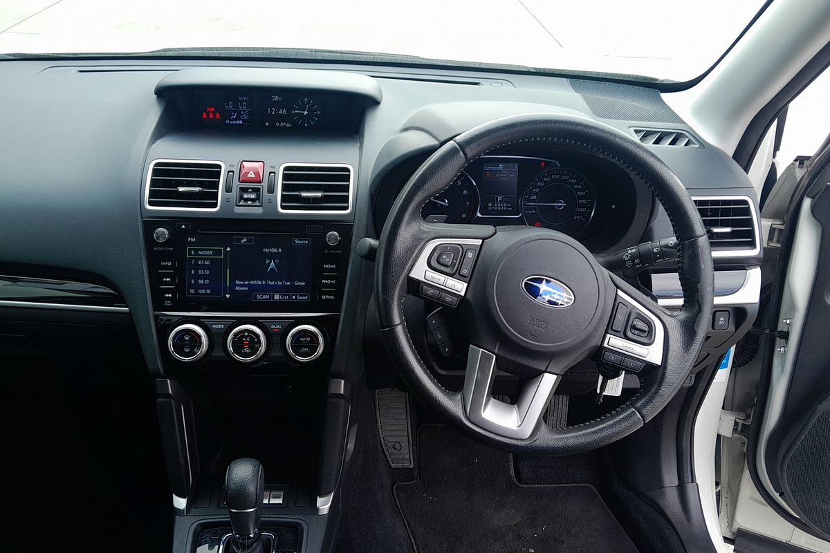 2017 Subaru FORESTER 2.5i-L S4