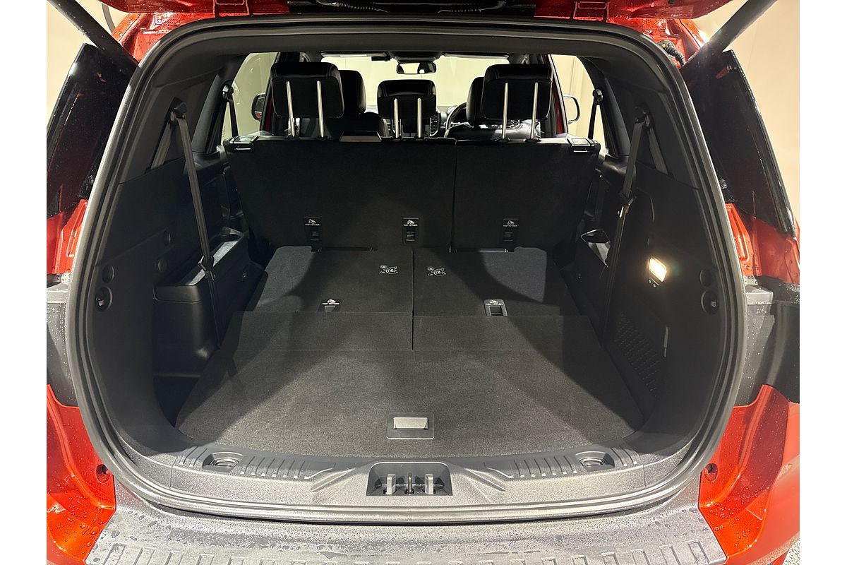 2024 Ford Everest Platinum