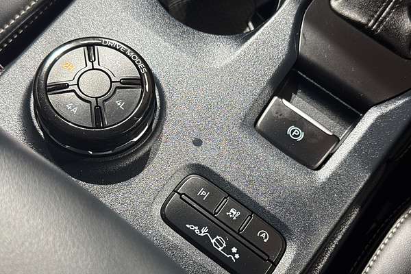2024 Ford Everest Platinum