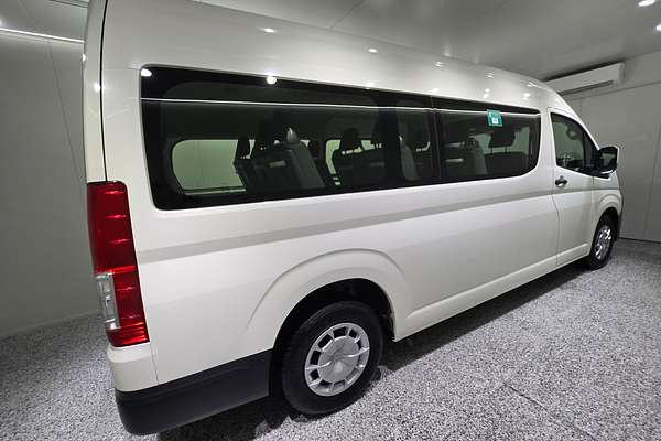 2023 Toyota Hiace Commuter GDH322R