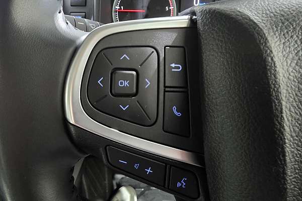 2023 Toyota Hiace Commuter GDH322R