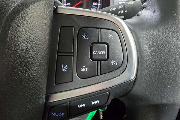 2023 Toyota Hiace Commuter GDH322R
