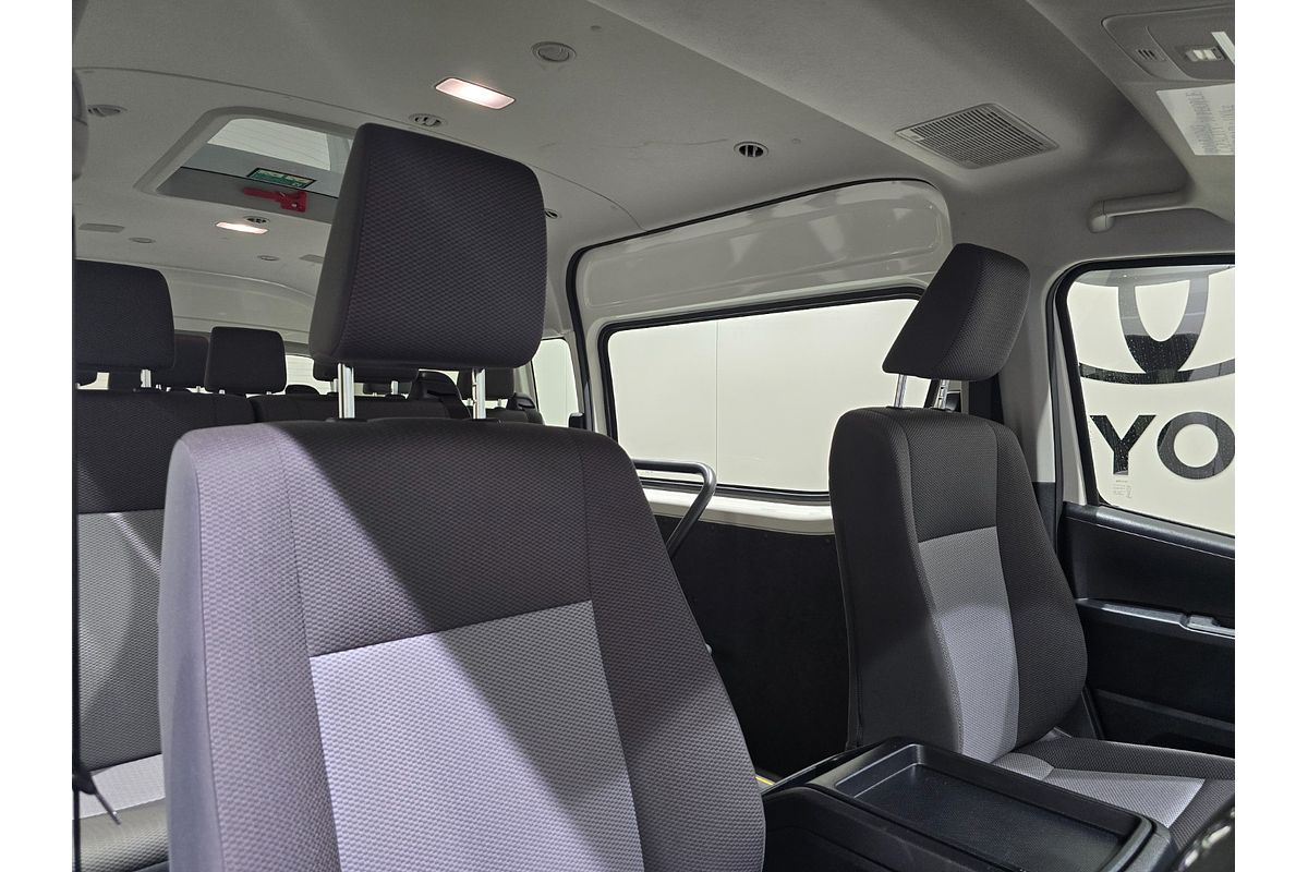 2023 Toyota Hiace Commuter GDH322R