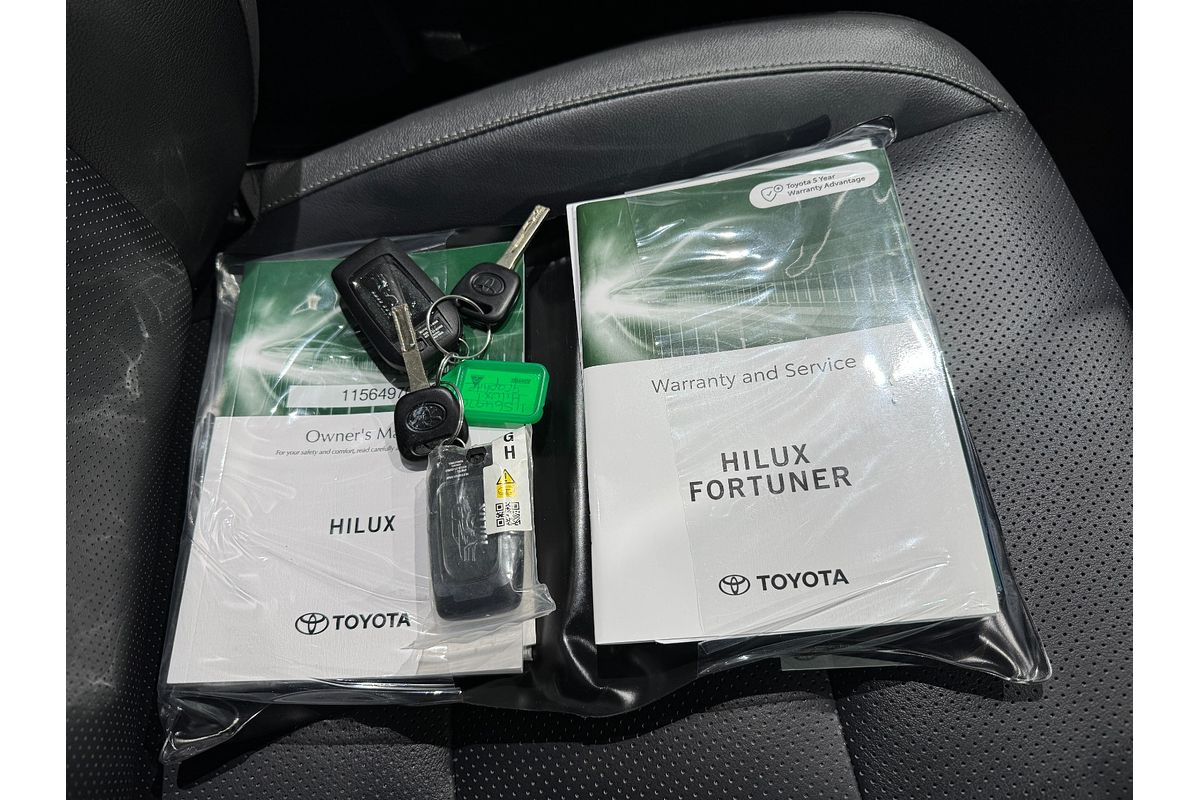 2024 Toyota Hilux Rogue 48V GUN126R 4X4