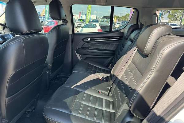 2020 Isuzu MU-X Onyx Edition