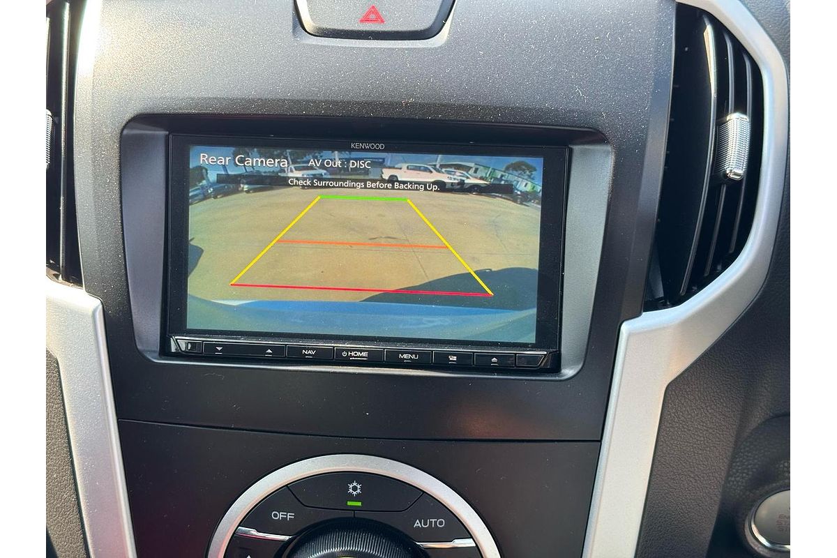 2020 Isuzu MU-X Onyx Edition