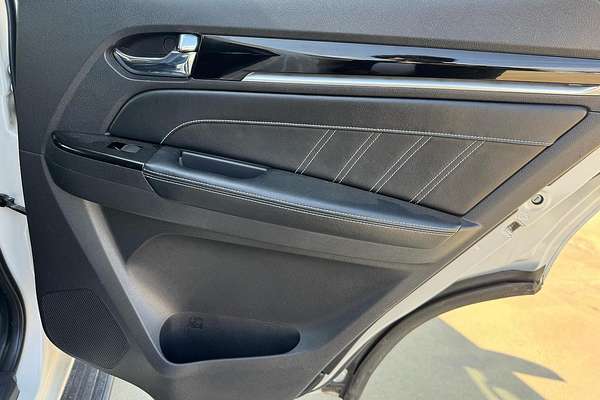2020 Isuzu MU-X Onyx Edition