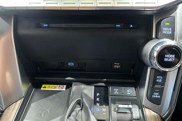 2022 Toyota Landcruiser VX FJA300R