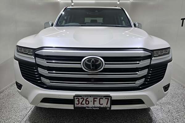 2022 Toyota Landcruiser Sahara FJA300R