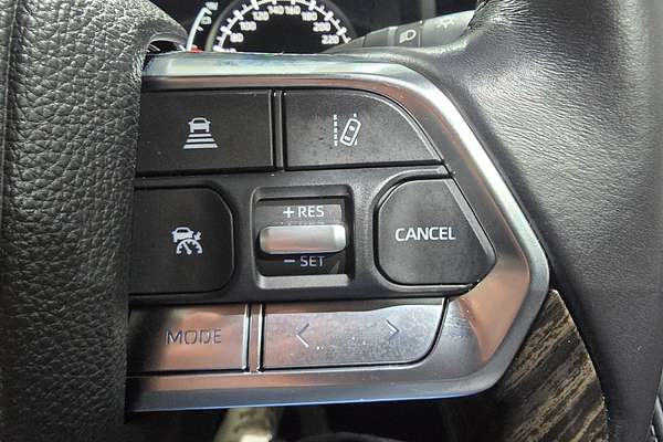 2022 Toyota Landcruiser Sahara FJA300R