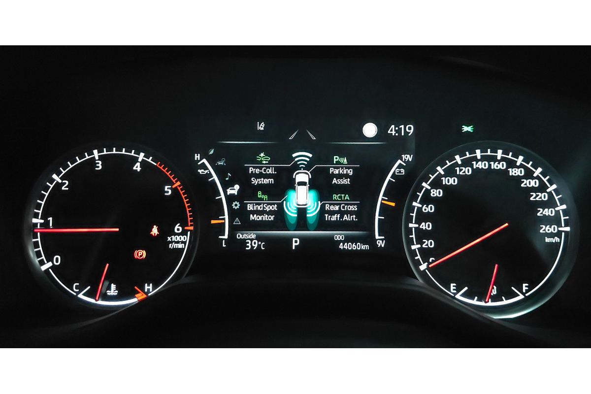 2022 Toyota Landcruiser Sahara FJA300R