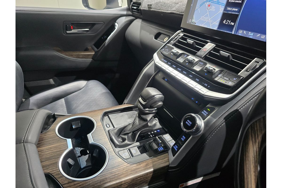 2022 Toyota Landcruiser Sahara FJA300R