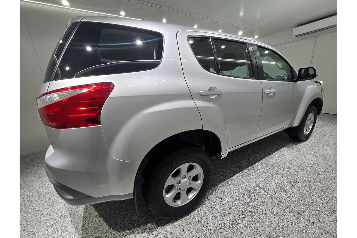 2020 Isuzu MU-X LS-M