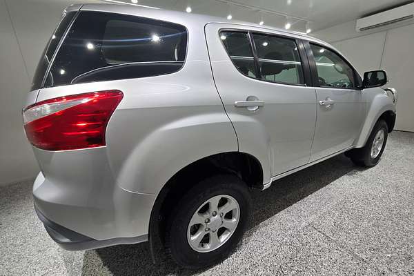 2020 Isuzu MU-X LS-M