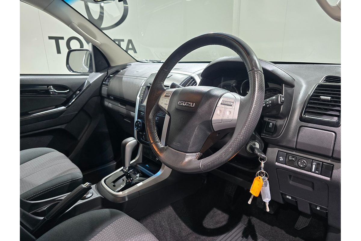 2020 Isuzu MU-X LS-M