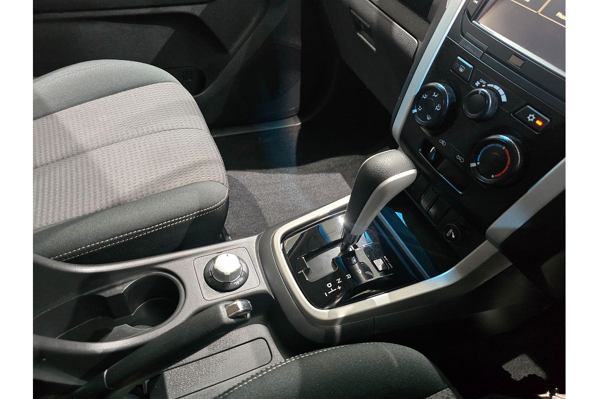 2020 Isuzu MU-X LS-M