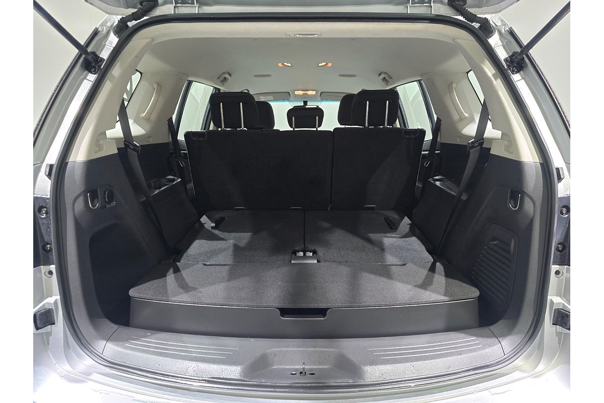 2020 Isuzu MU-X LS-M