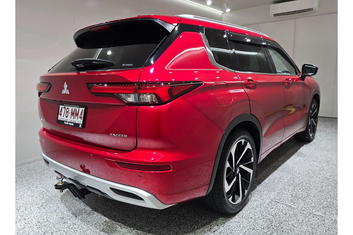 2023 Mitsubishi Outlander Exceed ZM