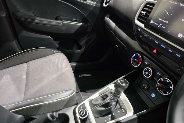 2021 Hyundai Venue Active QX.V3
