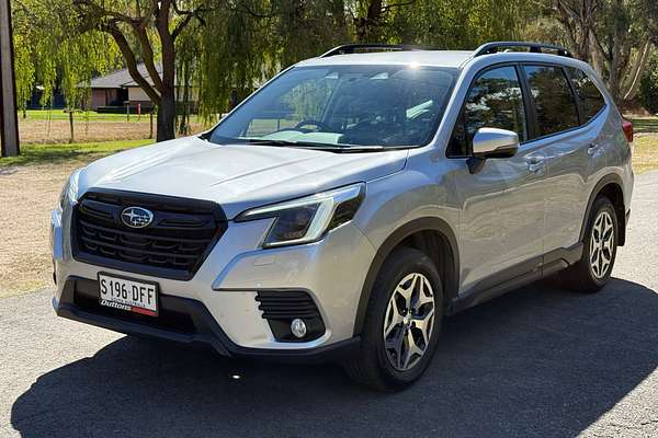 2023 Subaru Forester 2.5i S5