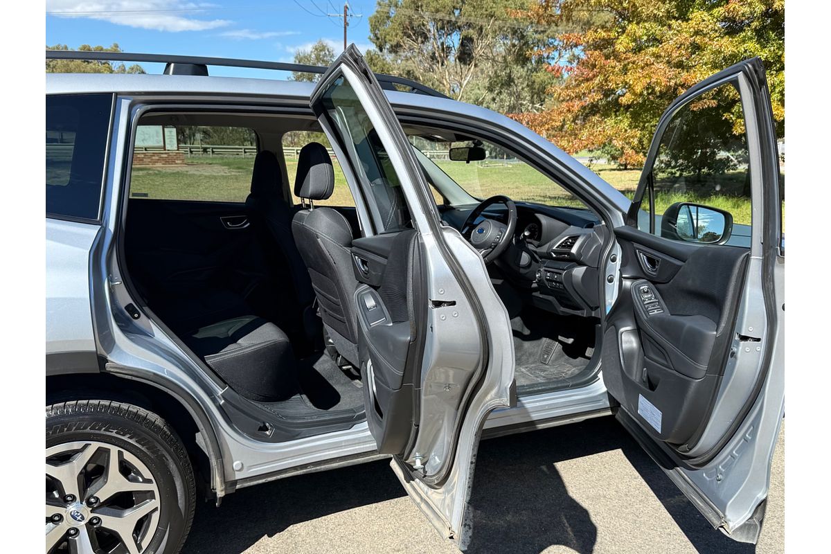 2023 Subaru Forester 2.5i S5