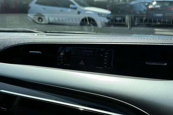2021 Toyota Hilux SR5 GUN126R 4X4