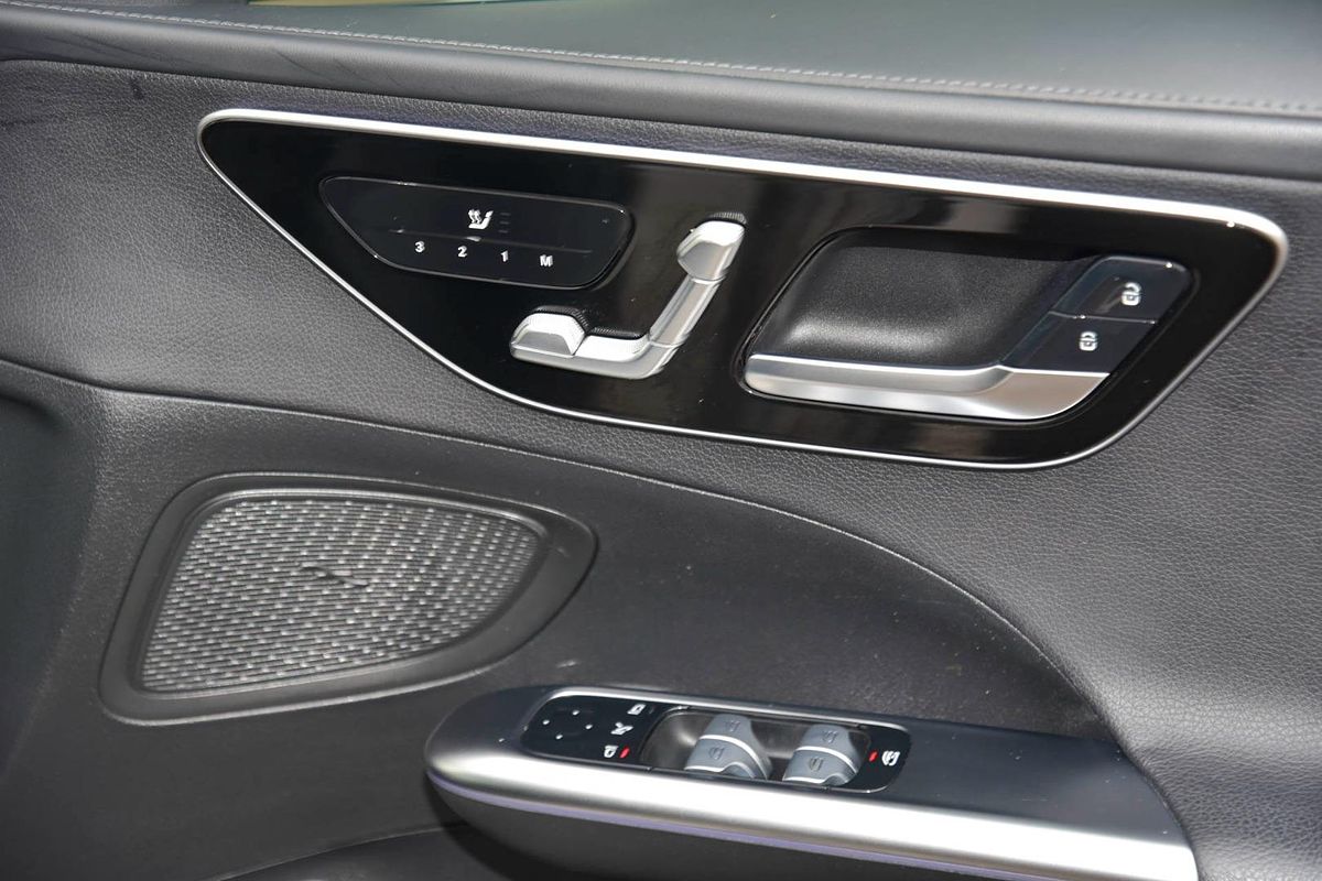 2022 Mercedes-Benz C-Class C300 W206
