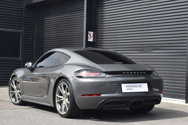 2017 Porsche 718 Cayman 982
