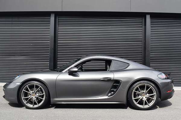 2017 Porsche 718 Cayman 982