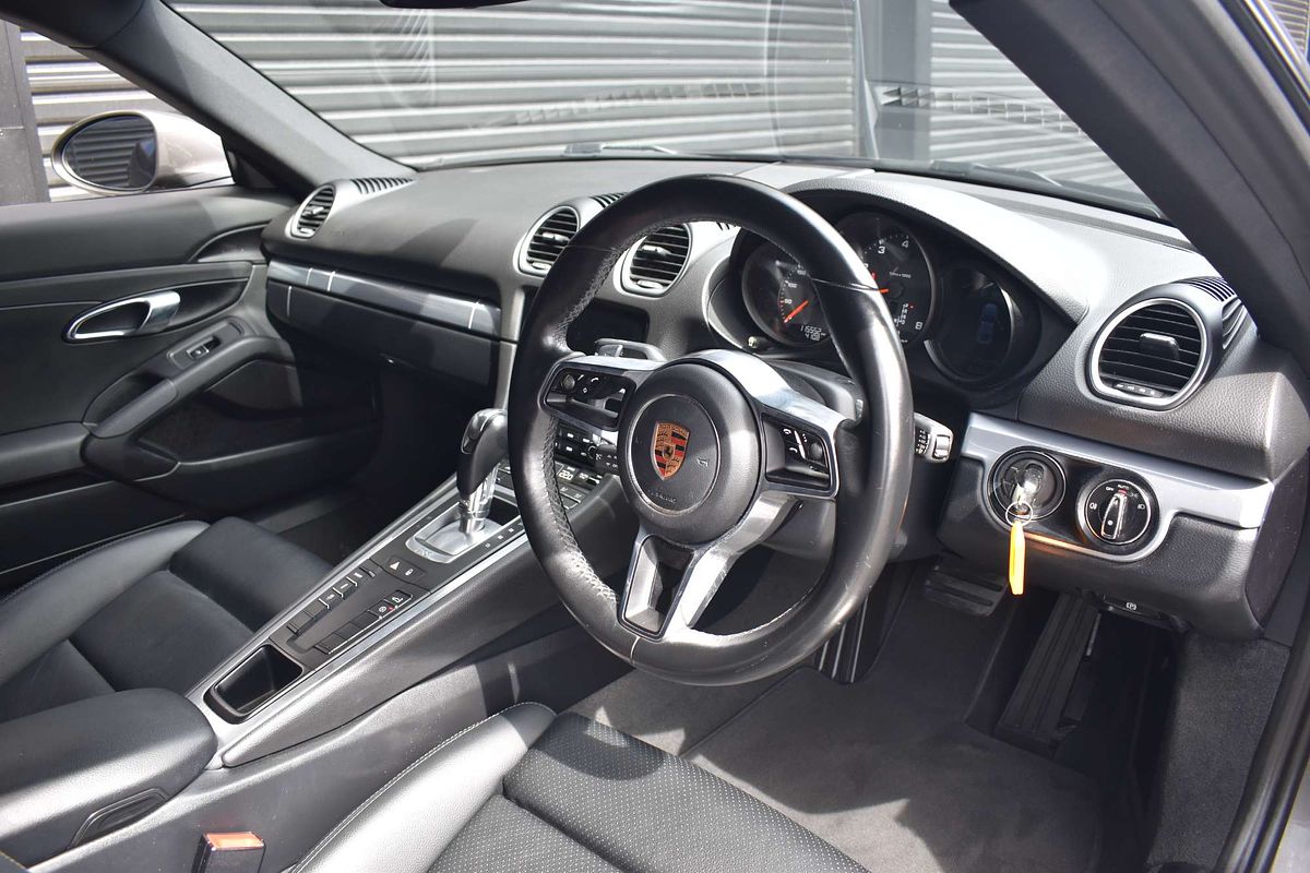 2017 Porsche 718 Cayman 982