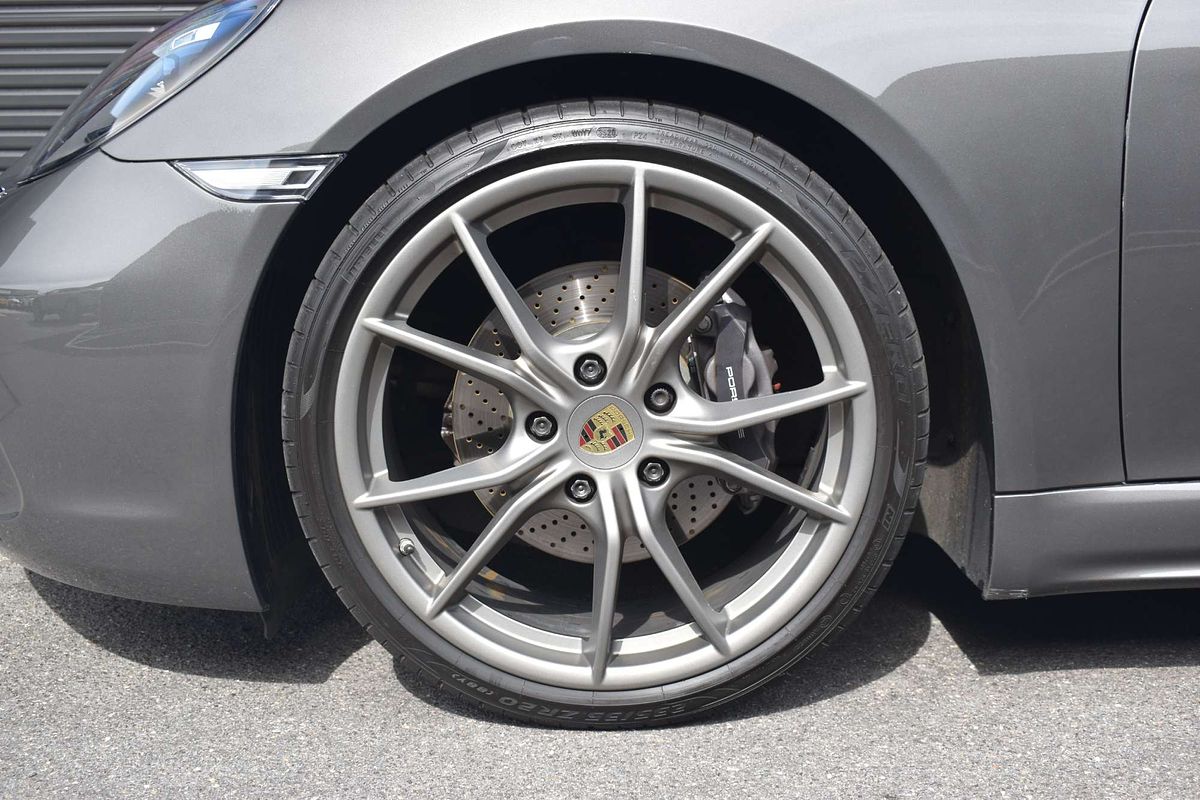2017 Porsche 718 Cayman 982