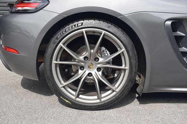 2017 Porsche 718 Cayman 982