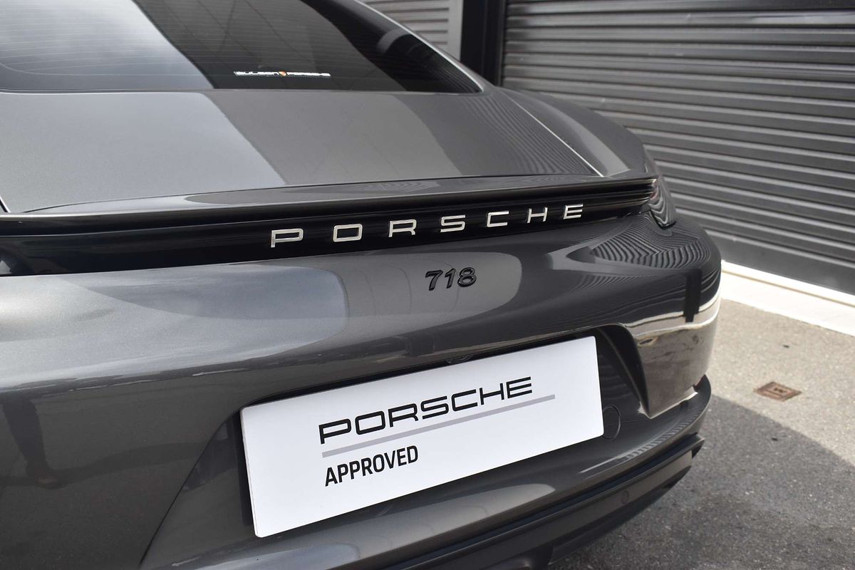 2017 Porsche 718 Cayman 982