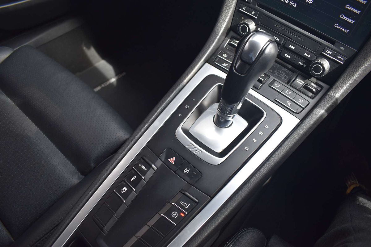 2017 Porsche 718 Cayman 982