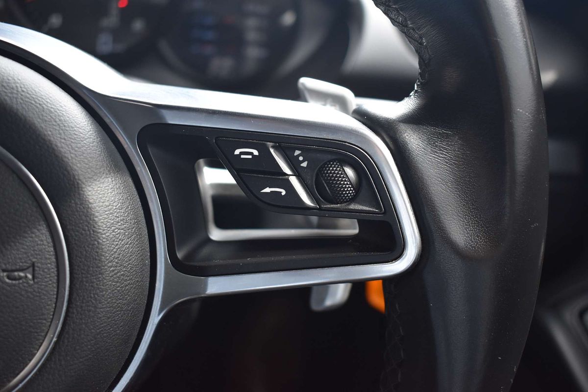 2017 Porsche 718 Cayman 982