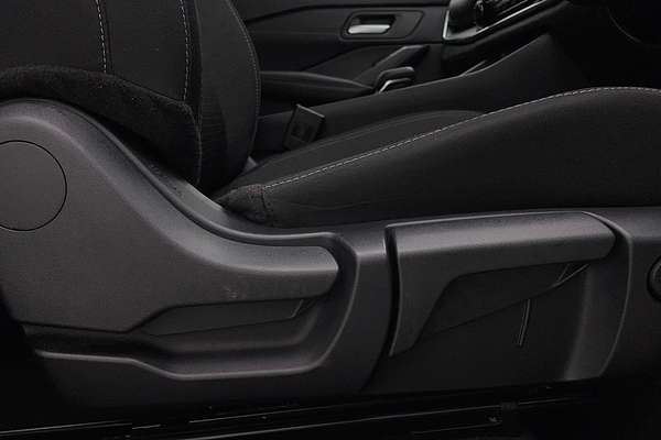 2022 Nissan QASHQAI ST J12
