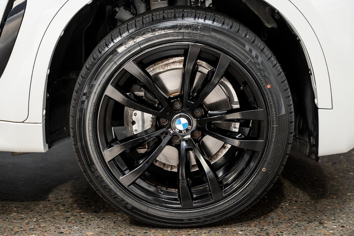 2015 BMW X6 xDrive30d F16