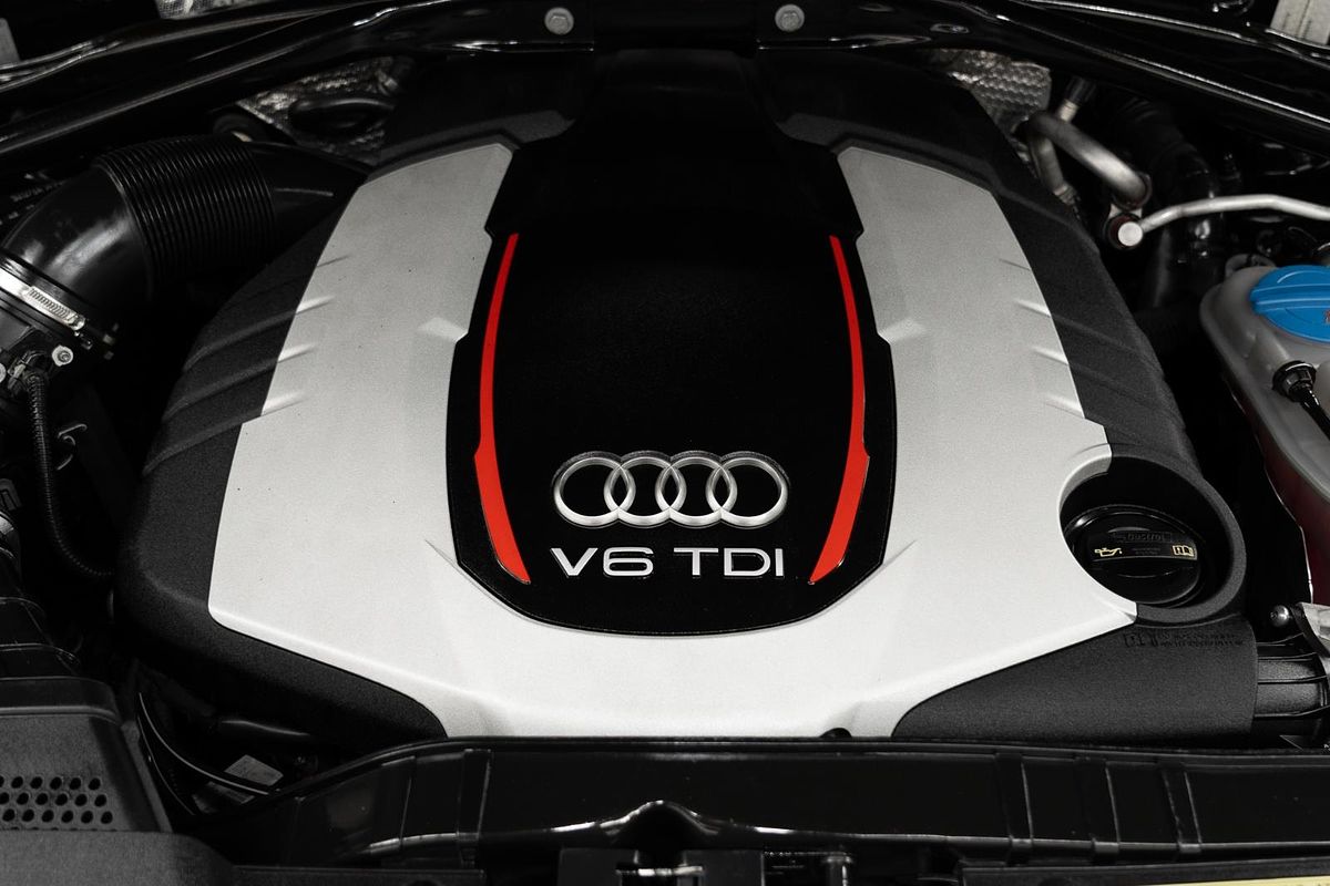 2014 Audi SQ5 TDI 8R